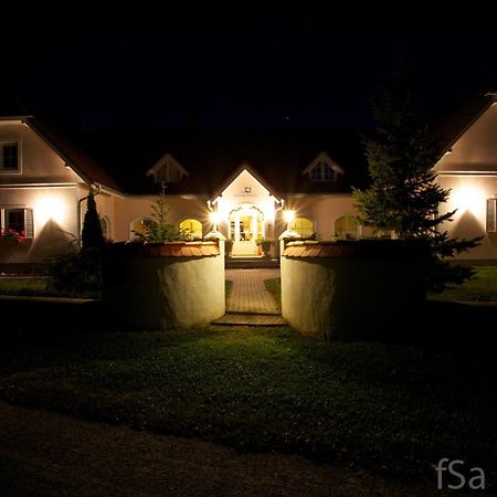 Hotel Zsida Szentgotthard Ngoại thất bức ảnh
